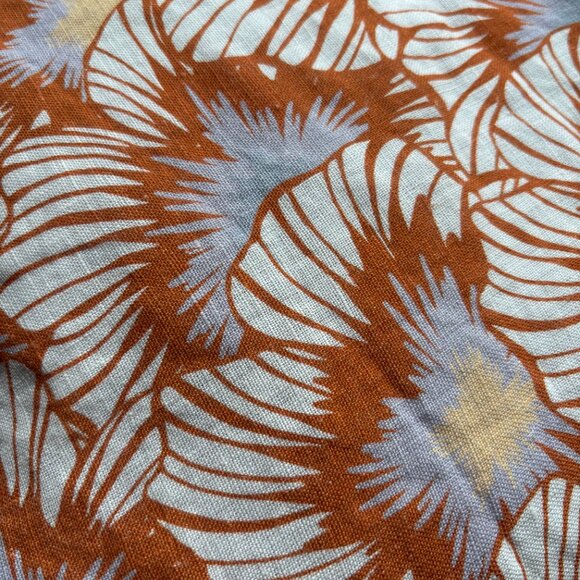 Hibiscus Linen Duvet Cover - Kip & Co. - Picture 2 of 6